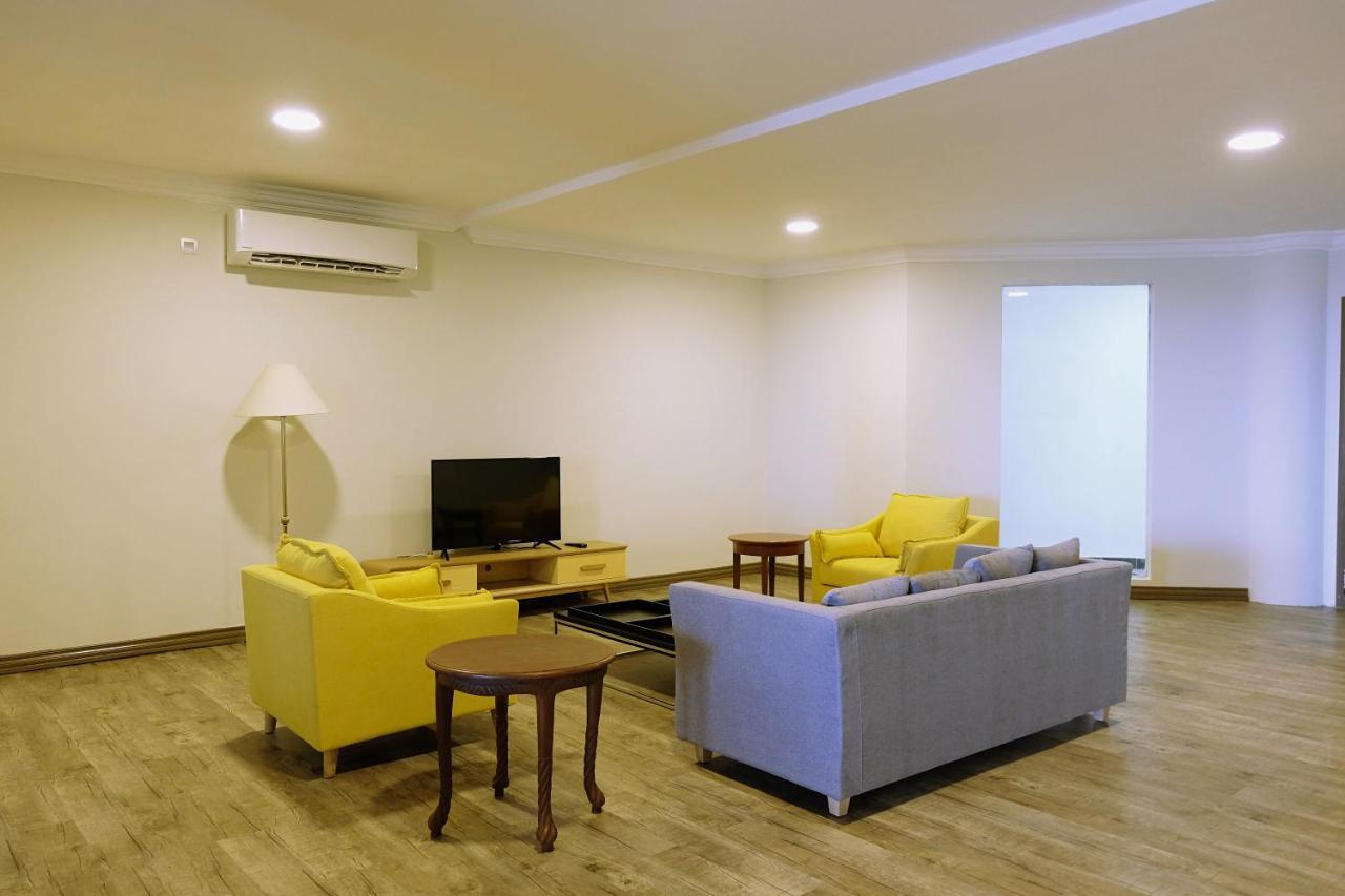 The Lanes Hotel Tutong Εξωτερικό φωτογραφία