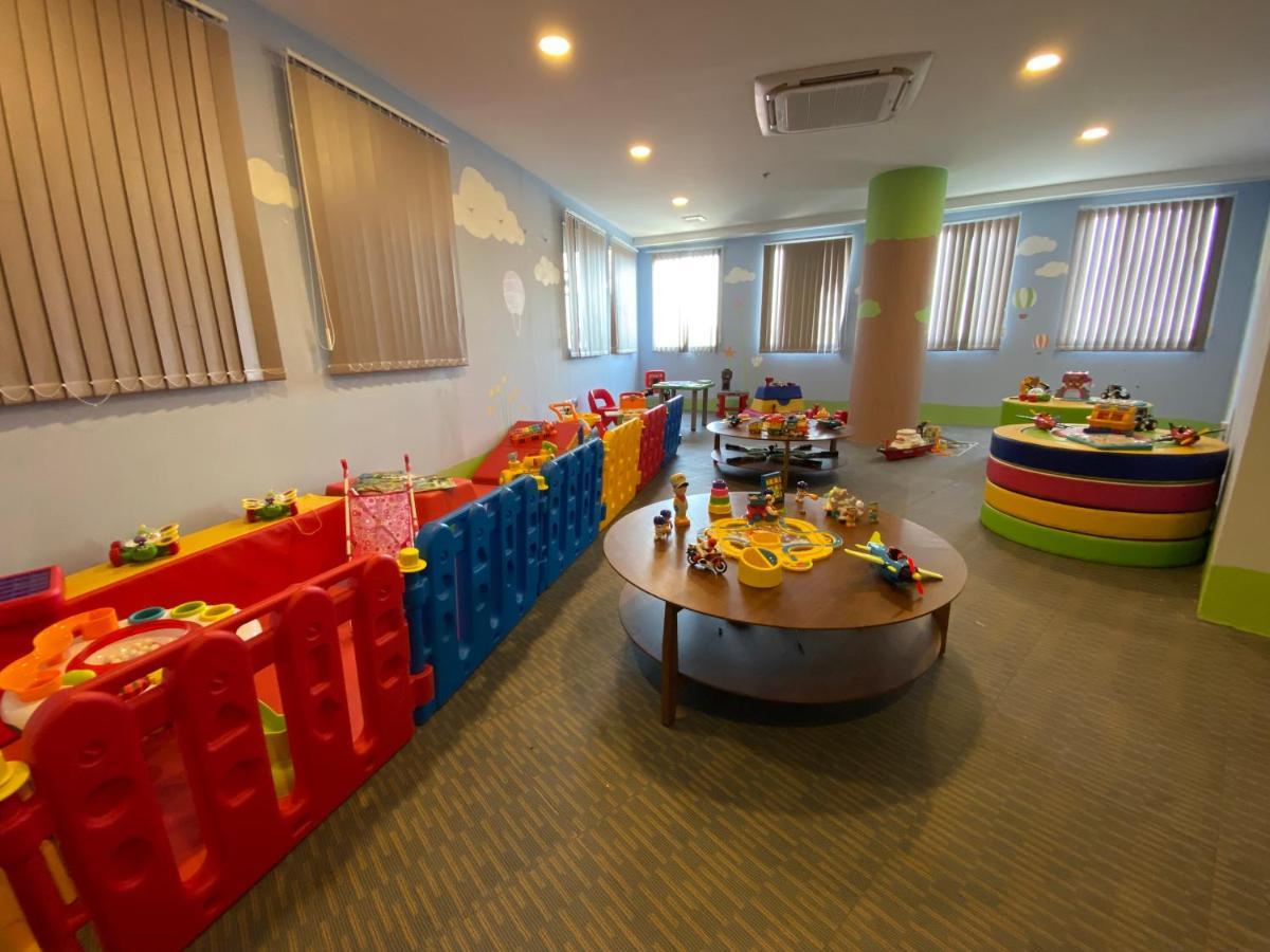 The Lanes Hotel Tutong Εξωτερικό φωτογραφία
