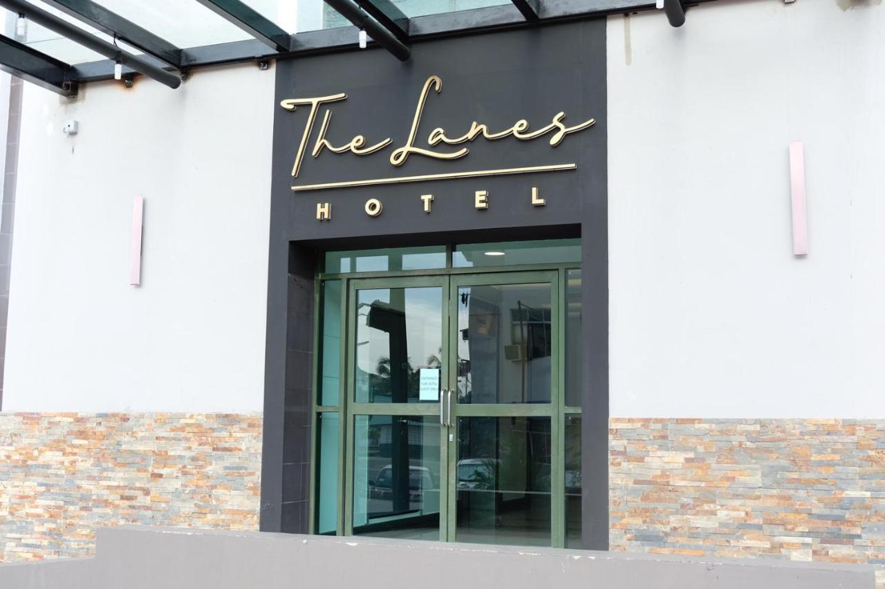 The Lanes Hotel Tutong Εξωτερικό φωτογραφία